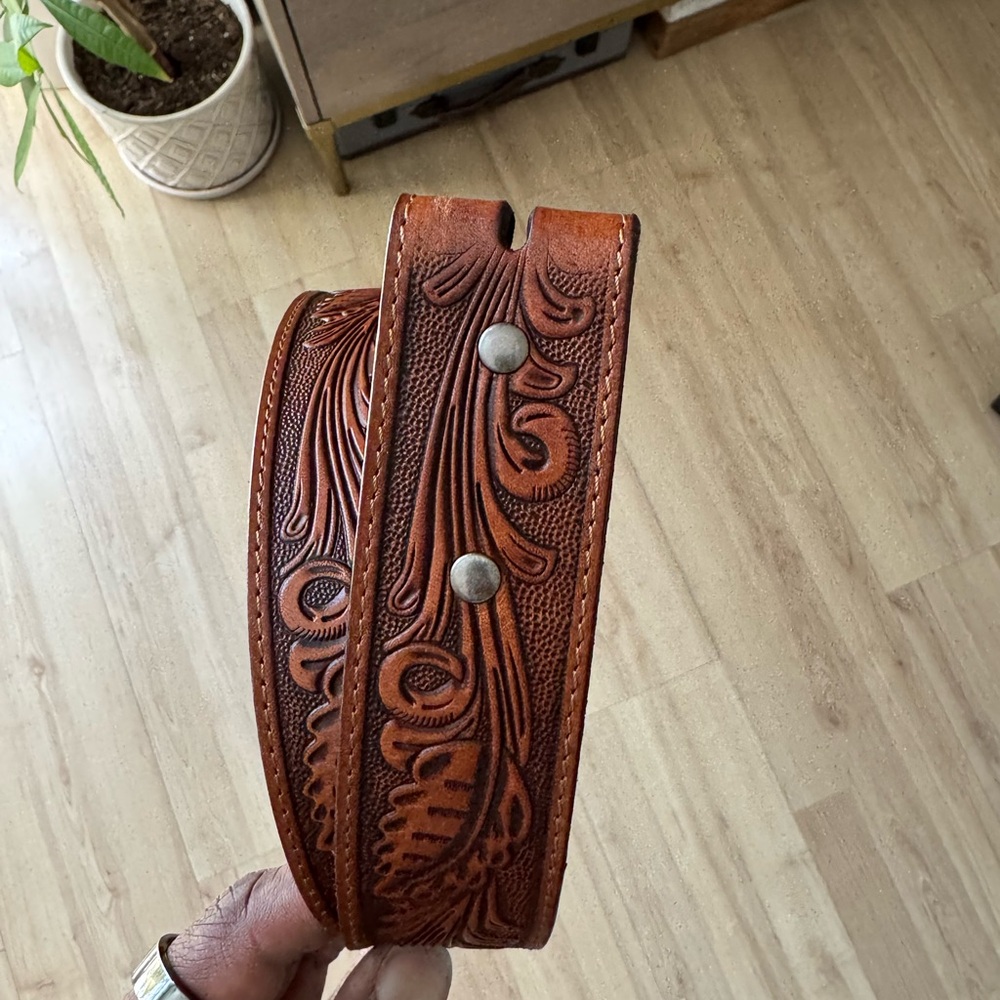 Idyllwind Brown Embossed Leather Belt